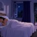 Dormir en una habitación fresca y a oscuras no es solo más cómodo: ayuda a conciliar el sueño antes y a descansar de forma más profunda