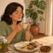 La infusión de alcachofa que puede ayudar a cuidar el hígado y las digestiones pesadas de forma natural