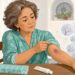Que te salgan moratones con facilidad no siempre es por golpes: a veces se relaciona con la edad, la piel fina o ciertos medicamentos