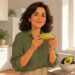 El aguacate puede ayudar si sustituye grasas saturadas en la dieta.