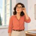 Las moscas volantes pueden ser benignas o alertar de un problema retiniano.