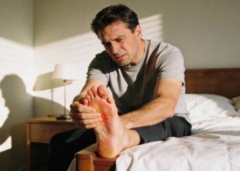 Como ajustar o prato para aliviar dores causadas pelo ácido úrico alto?