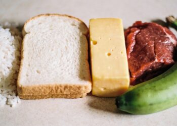 Esses 6 alimentos prendem seu intestino e você provavelmente come todos os dias