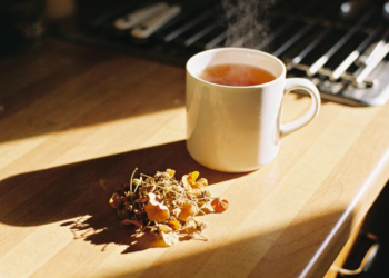 Esse pequeno tempero guarda um dos compostos naturais mais poderosos para saúde