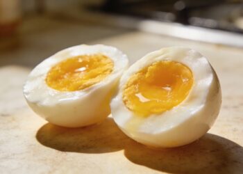 Pessoas que treinam pesado precisam comer o equivalente a 18 ovos por dia em proteína