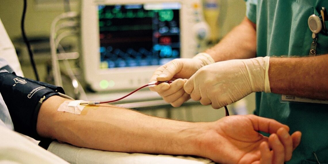 Pessoas com dor no peito ao fazer esforço podem precisar deste procedimento