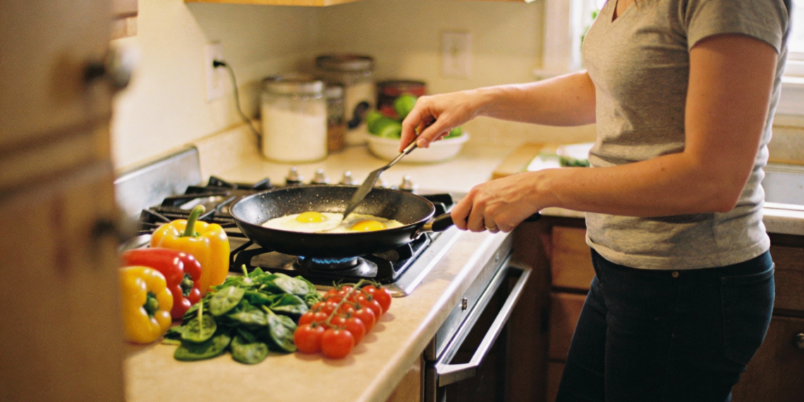 Esse alimento simples virou aposta comum para desinchar em poucos dias