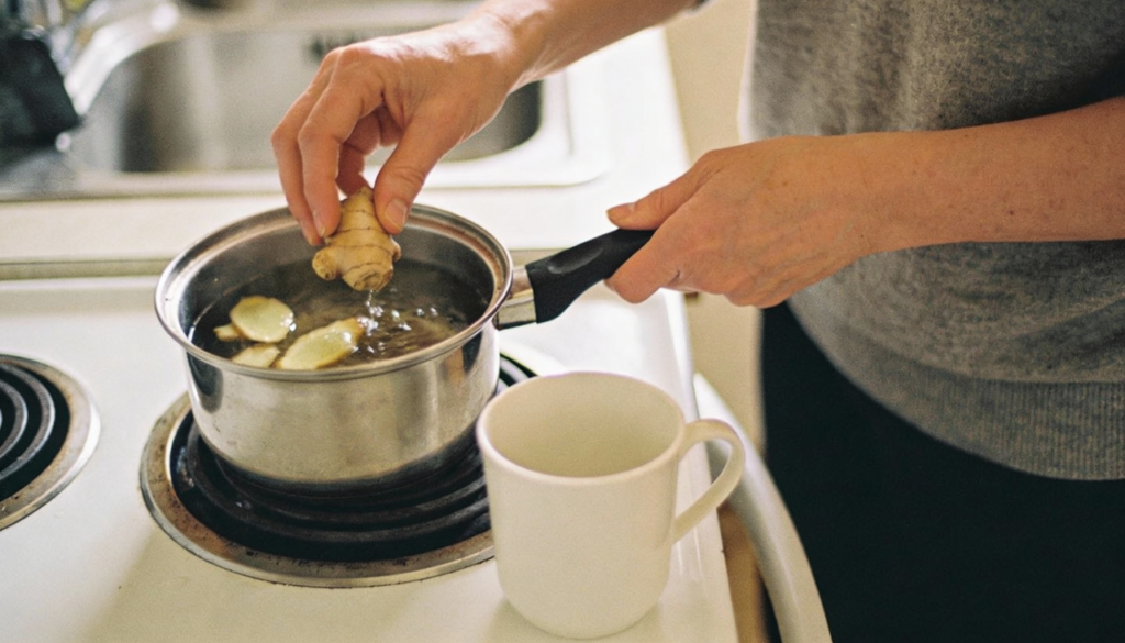 O gengibre deixa de ser tempero e se torna um aliado diário da imunidade