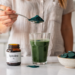 Spirulina é aliada contra o envelhecimento precoce e doenças crônicas com base em estudos científicos