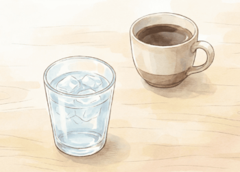 Café ou água ao acordar: o que beber primeiro para controlar o açúcar no sangue?