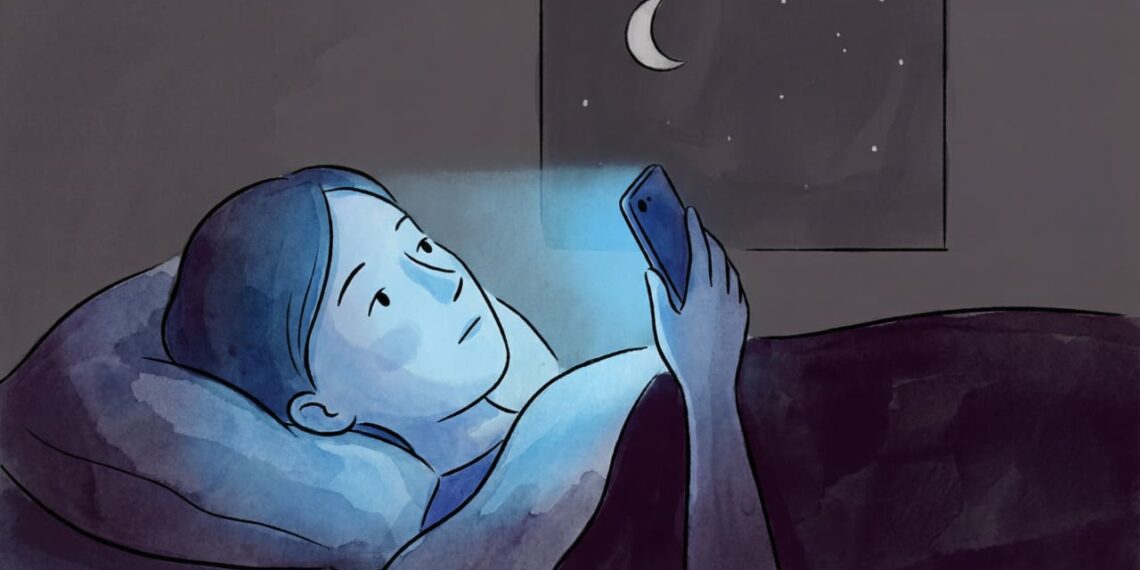 Usar o celular antes de dormir é um dos hábitos que mais impactam a qualidade de vida