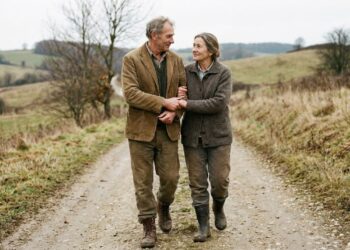 A razão pela qual os humanos "não têm época de reprodução", explicada por biólogos evolucionistas