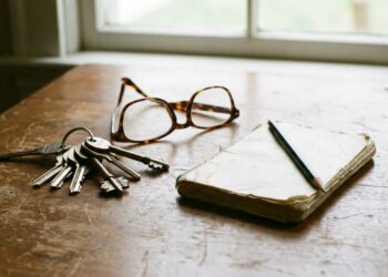 Deu "branco" no meio da conversa? Neurologista explica quando esquecer coisas é normal e quando vira sinal de alerta