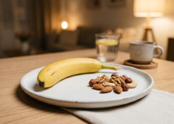 A banana funciona muito bem para evitar cãibras durante a noite