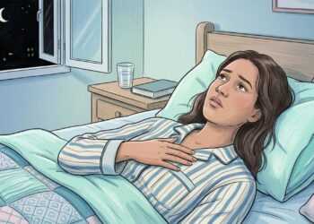 Sentir o coração acelerado ao tentar dormir tem uma explicação biológica e soluções eficazes, segundo cientistas