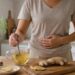 O gengibre pode apoiar a digestão e fazer parte de uma rotina de cuidado alimentar.