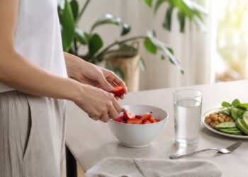 Morangos ricos em antioxidantes podem apoiar uma rotina alimentar ligada ao envelhecimento saudável.