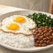 Segundo os especialistas em nutrição, o arroz com ovo oferece praticamente os mesmos benefícios proteicos que a carne vermelha